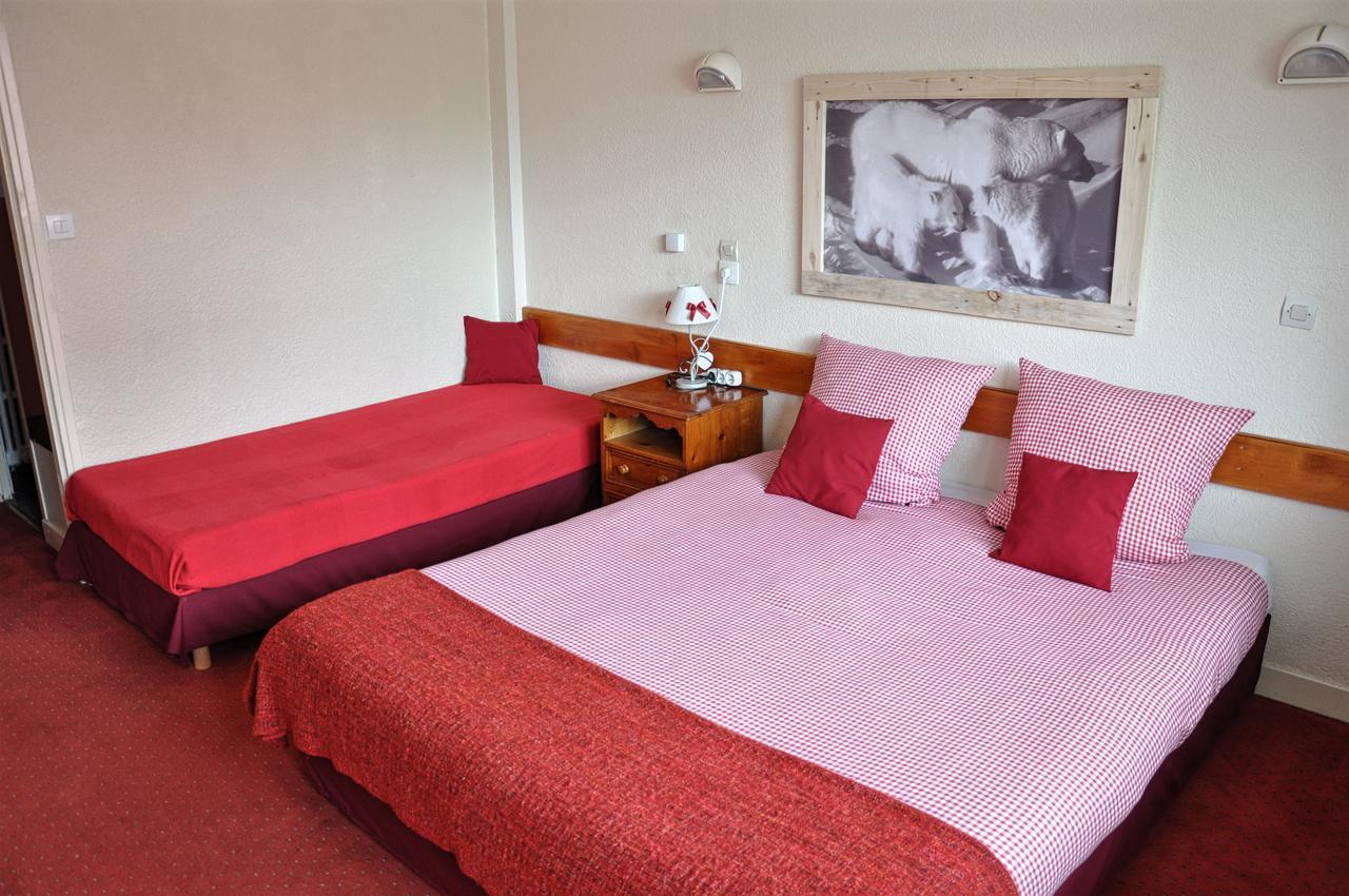 Hotel Le Provencal Лес дьо Алпс Екстериор снимка