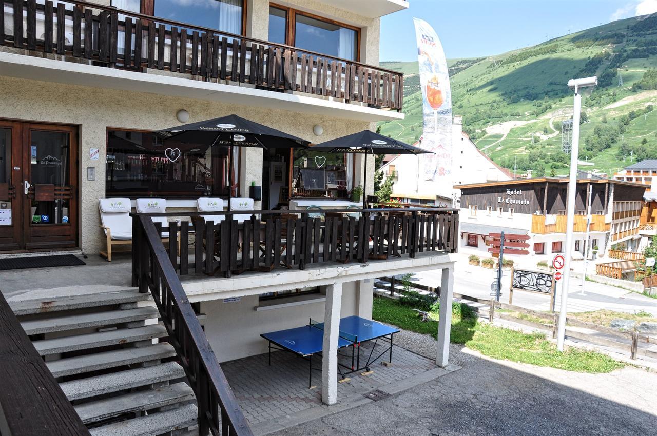 Hotel Le Provencal Лес дьо Алпс Екстериор снимка